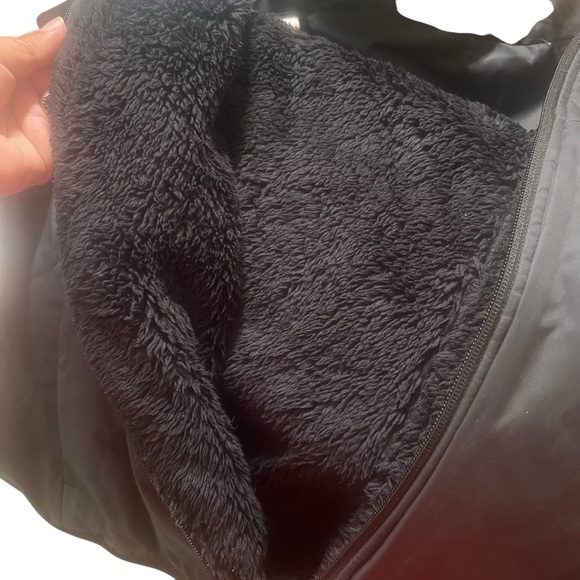 Nike Black Vest Reversible Faux Fur XL - Picture 7 of 13